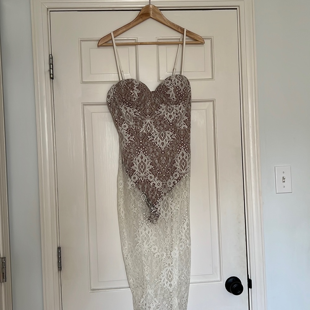 JLUXLABEL Brown and White Lace Bodycon Dress